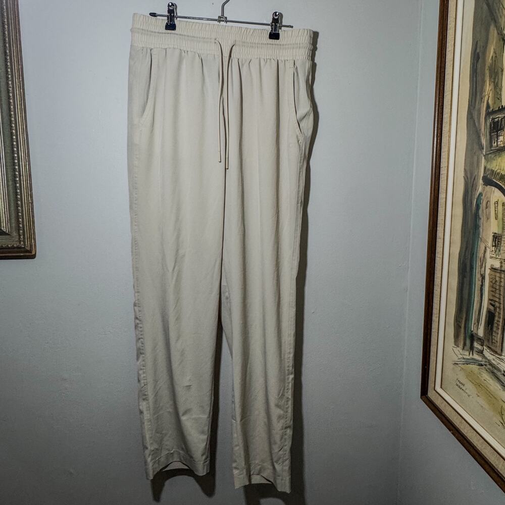 GapFit Beige Khaki Drawstring Waist Straight Leg Lounge Jogger Pants Size Medium